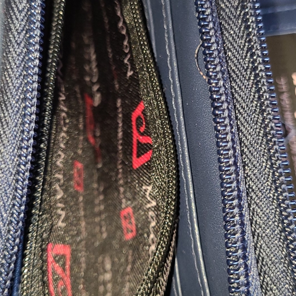 Stone Mountain Wallet - Picture 9 of 12